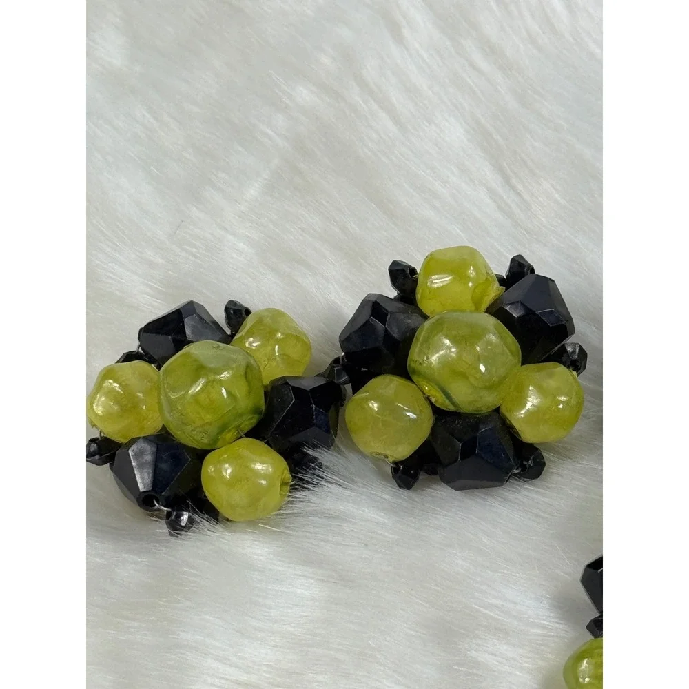 Vintage Hong Kong Lime Green Black Beaded 3‎ Strand Necklace Clip Earring Set